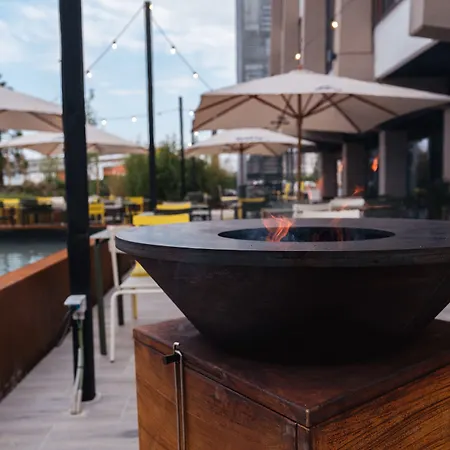 ホテル Mah Saint-Ghislain