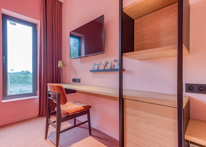 Mah Hotel Saint-Ghislain